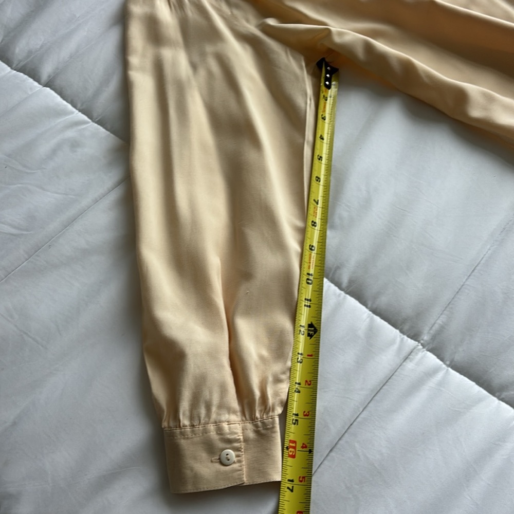 Vintage Cream  Shirt - Picture 14 of 14